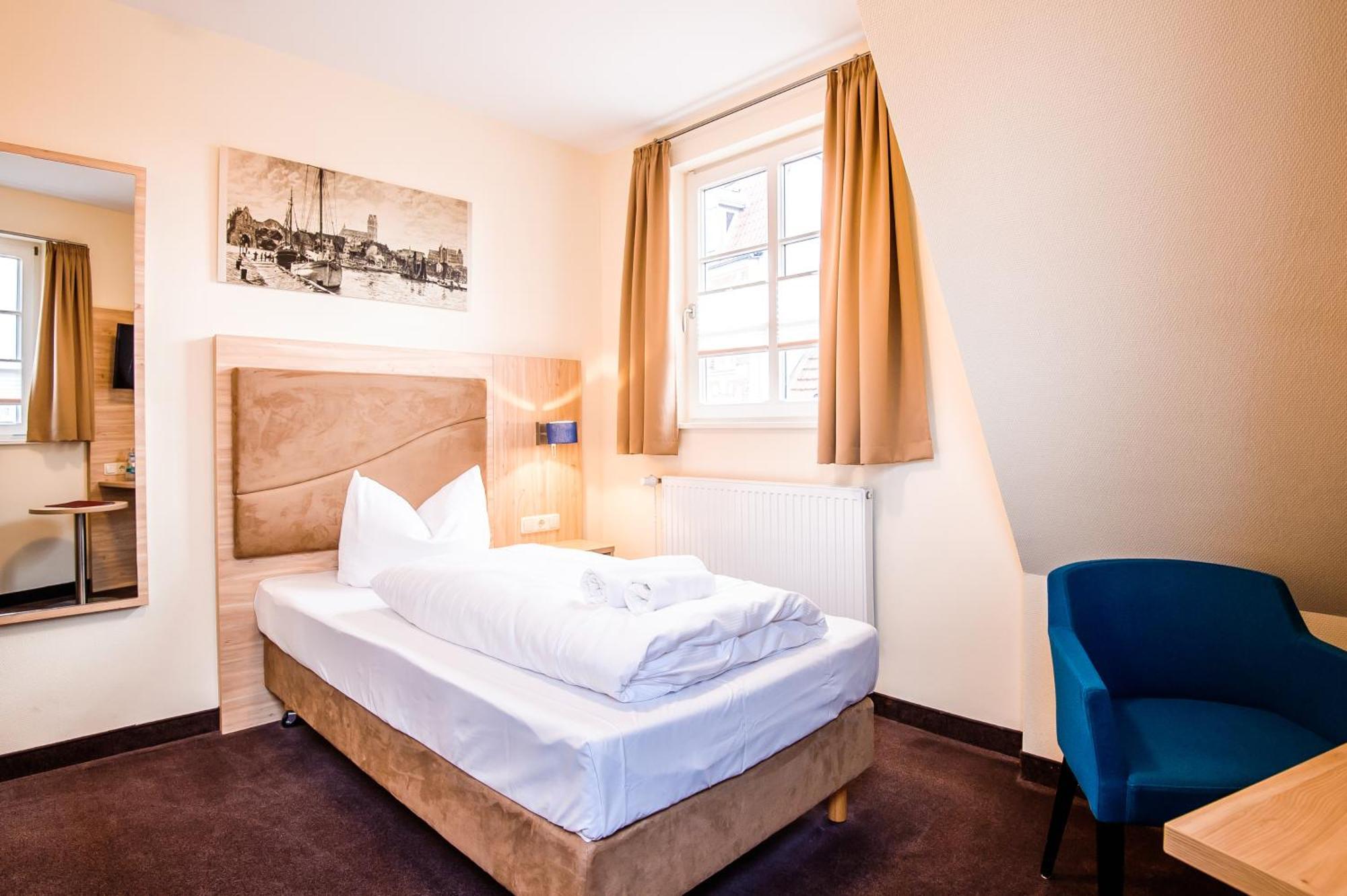 Hotel Am Alten Hafen Вісмар Екстер'єр фото
