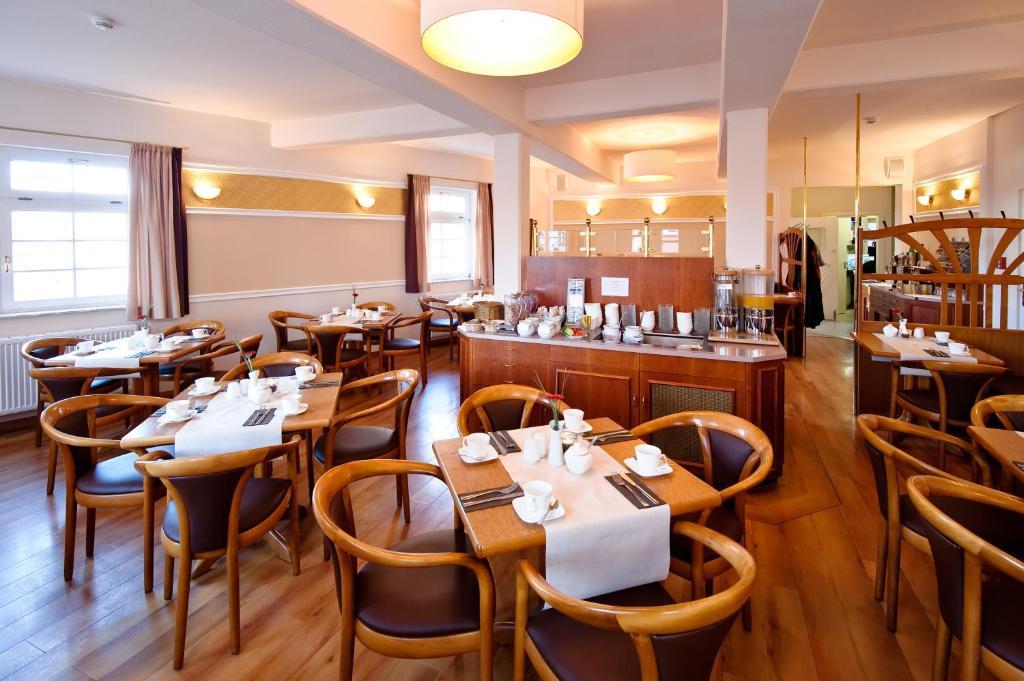 Hotel Am Alten Hafen Вісмар Екстер'єр фото