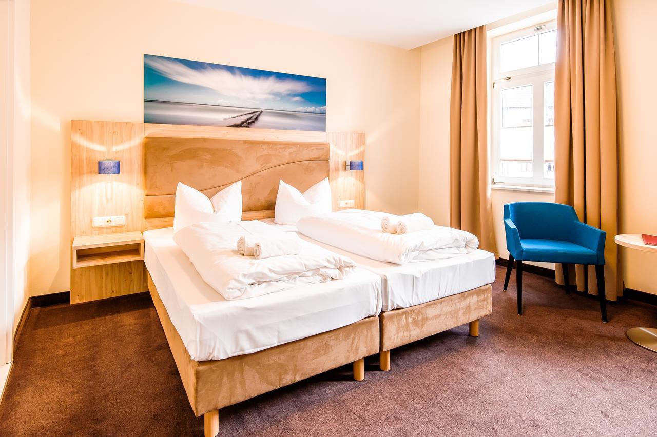 Hotel Am Alten Hafen Вісмар Екстер'єр фото